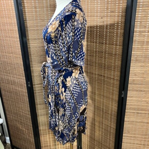 O'NEIL Wrap Dress Sporty and Fun - Picture 3 of 4